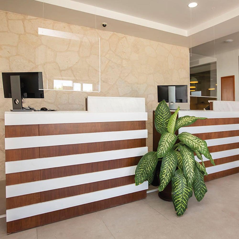 The Magic Hotel Playa del Carmen Exterior photo